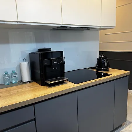 Апартаменты Glam