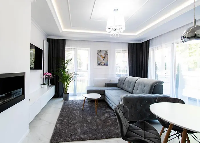 Апартаменты Glam *