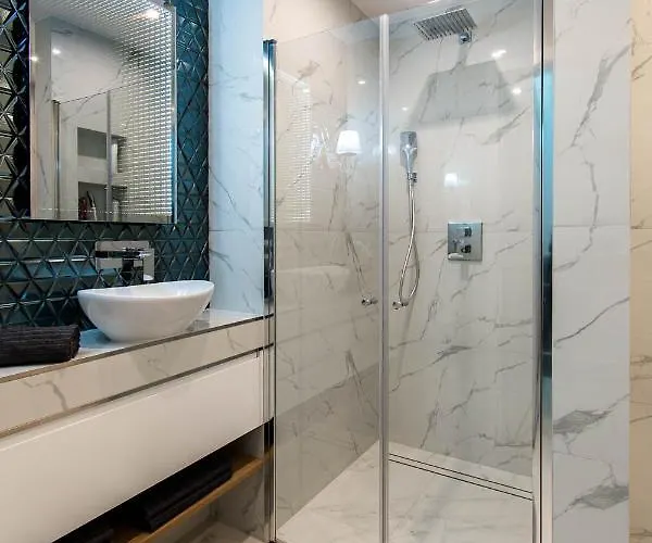 Апартаменты Glam *